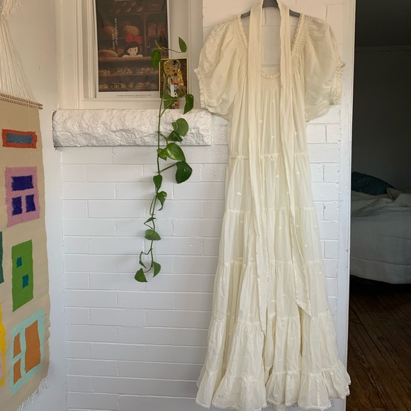 Brand new Dôen Rae dress in the color Salt - Picture 2 of 4